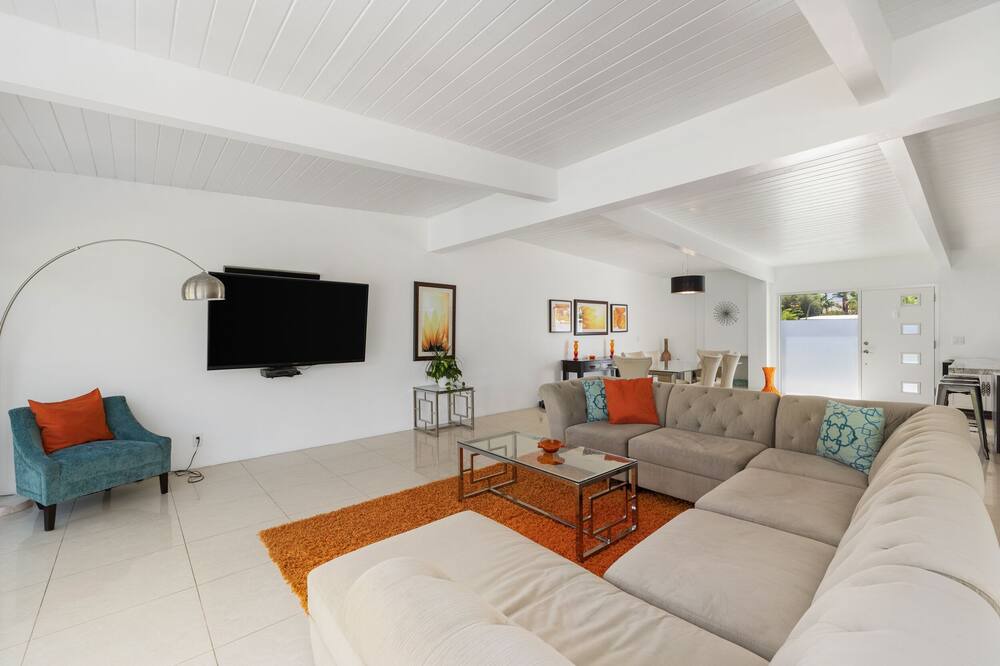 Photo of Livingroom in Sunmor