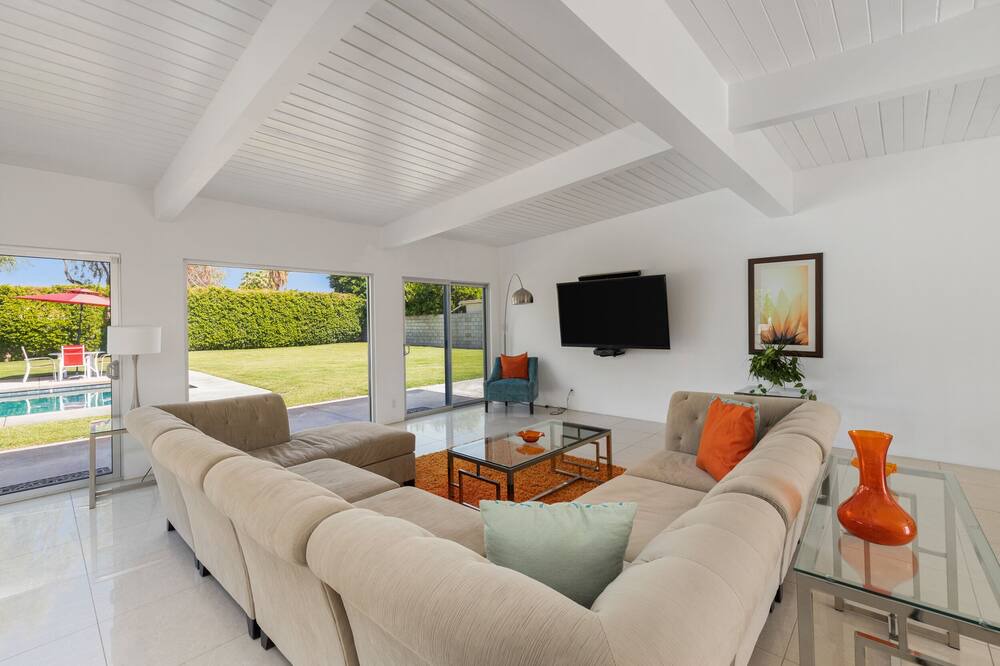 Photo of Livingroom in Sunmor