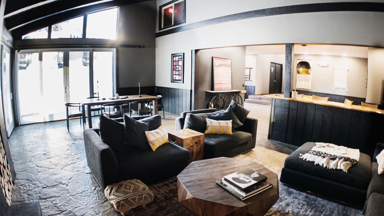 Photo of Livingroom in Mammoth Lakes
