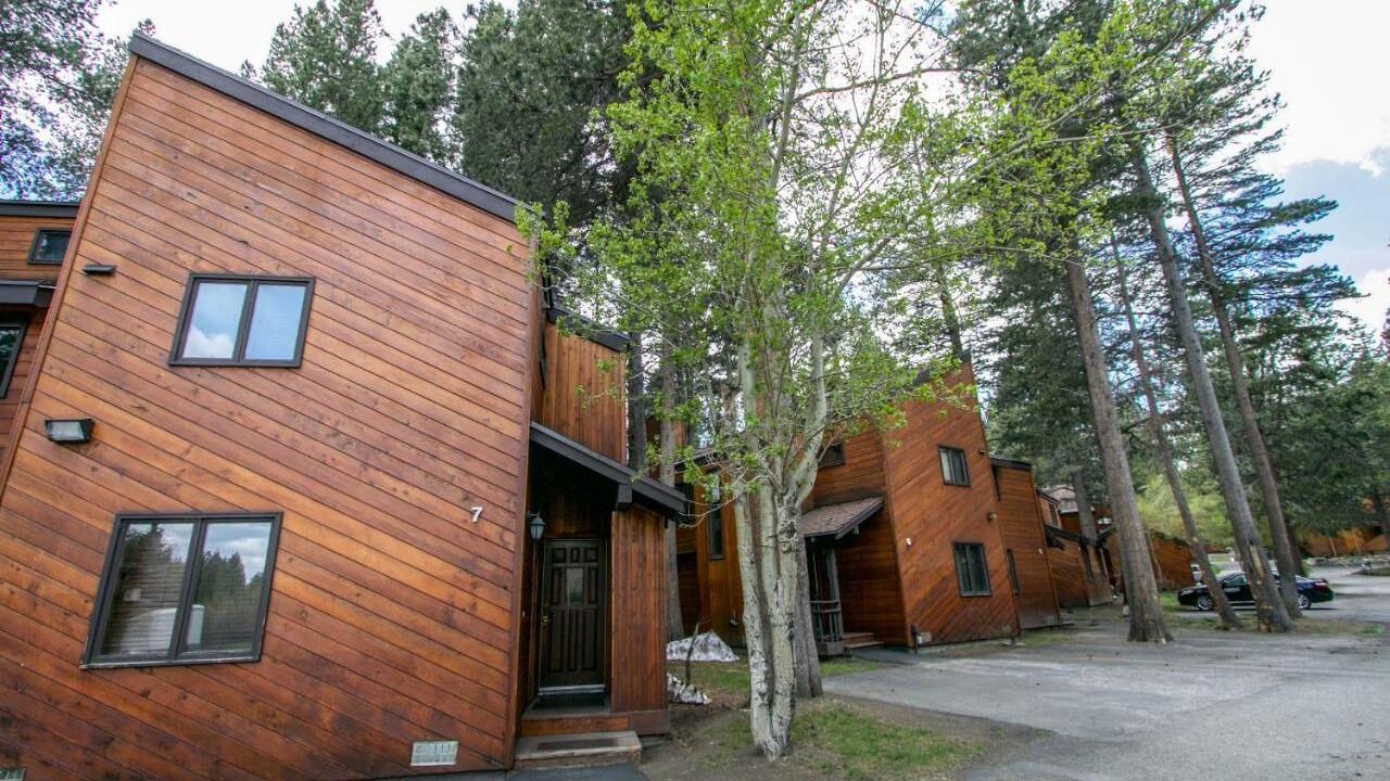 Photo of Outdoor in Mammoth Lakes
