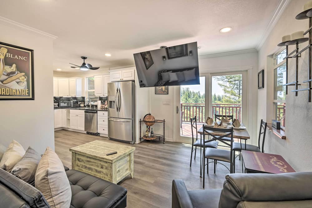Photo of Bedroom in Los Gatos