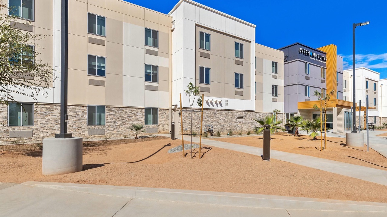 Photo of Outdoor in Corona