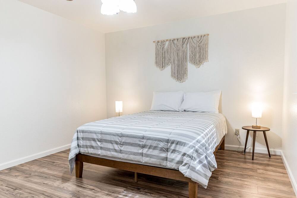 Photo of Bedroom in Merced