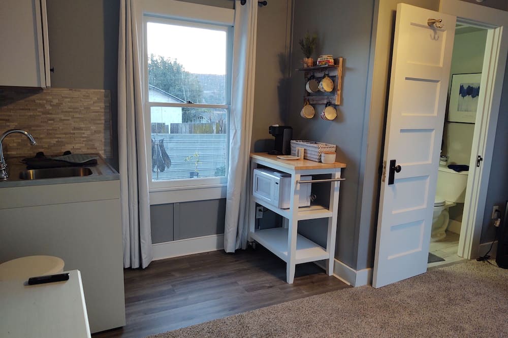 Photo of Bedroom in Hollister