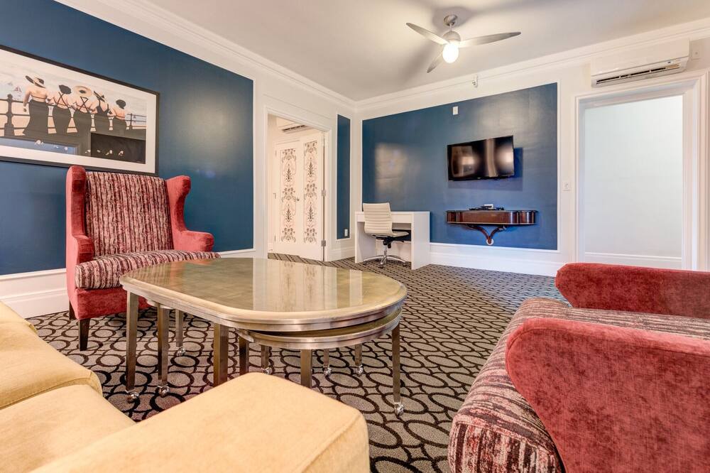 Photo of Livingroom in Park West