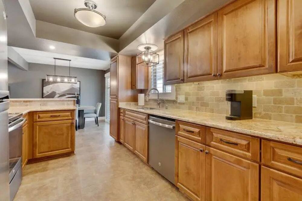 Photo of Kitchen in Cottonwood