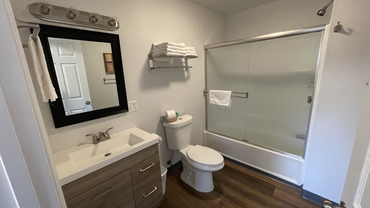 Photo of Bathroom in Shady Cove