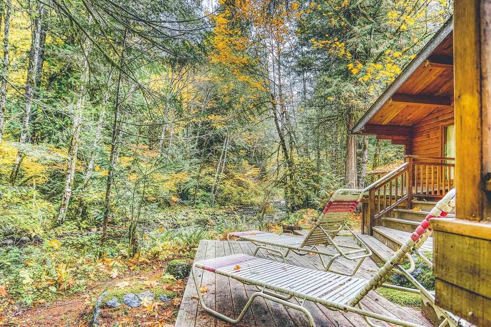 Photo of Patio Balcony in Rhododendron