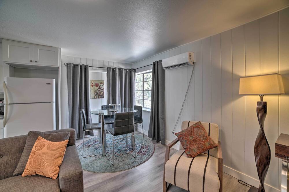 Photo of Bedroom in Corona