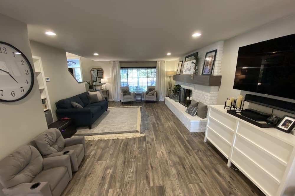 Photo of Bedroom in Chico