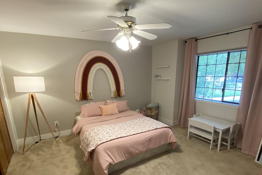 Photo of Bedroom in Chico