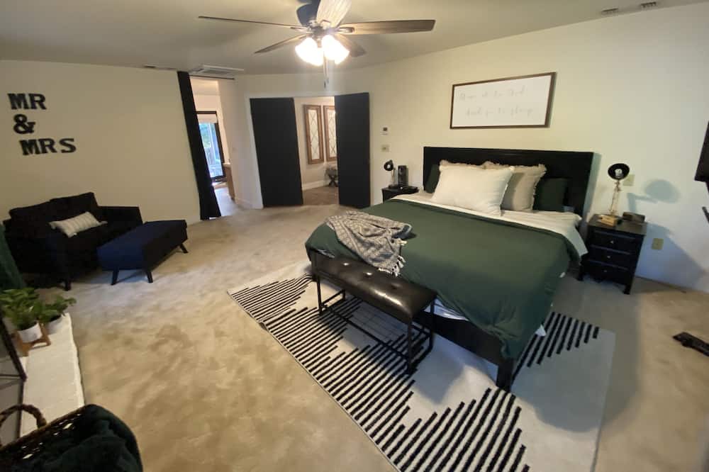 Photo of Bedroom in Chico