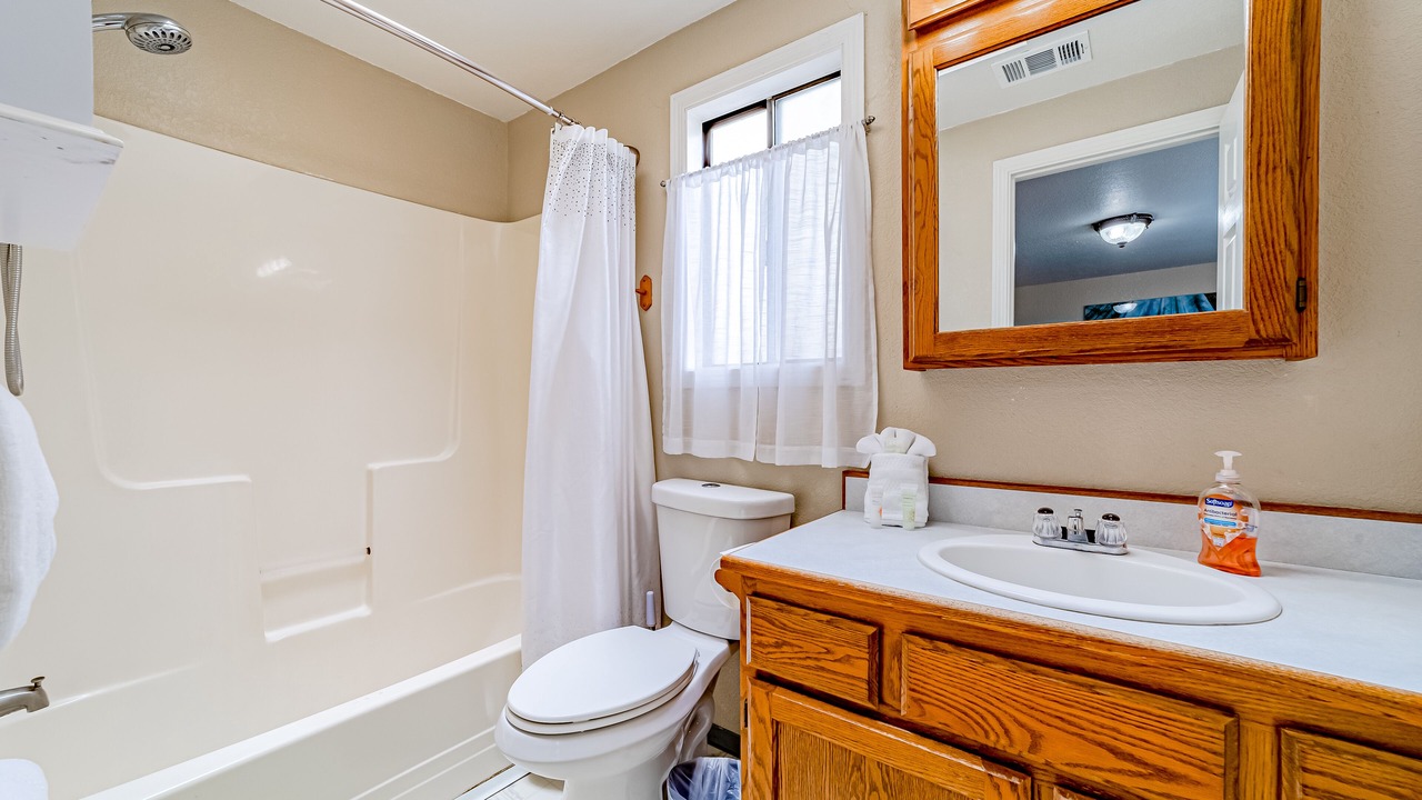 Photo of Bathroom in McKinleyville