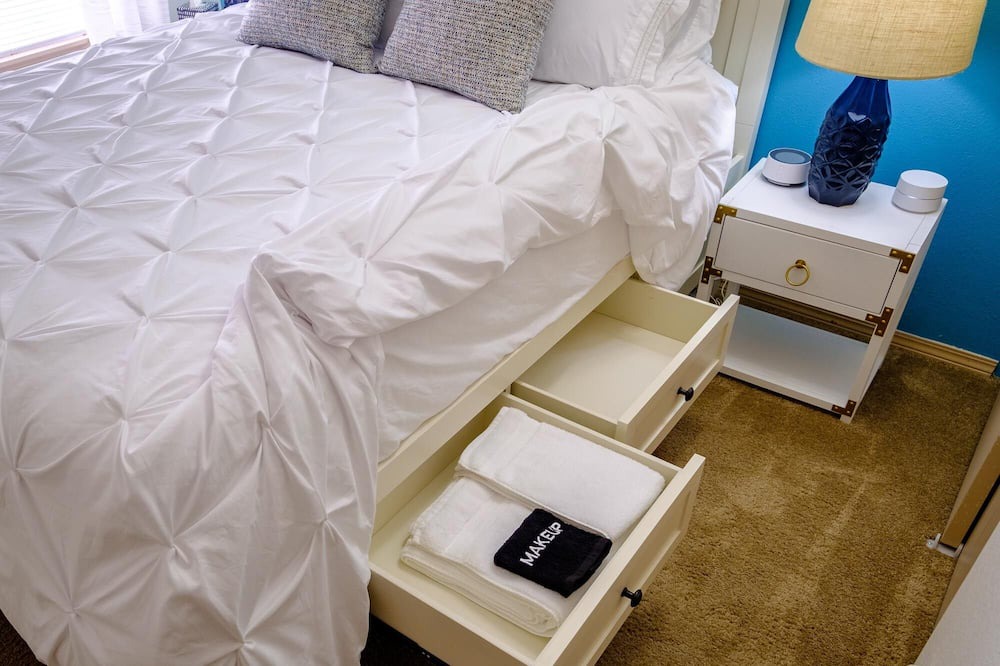 Photo of Bedroom in Salem