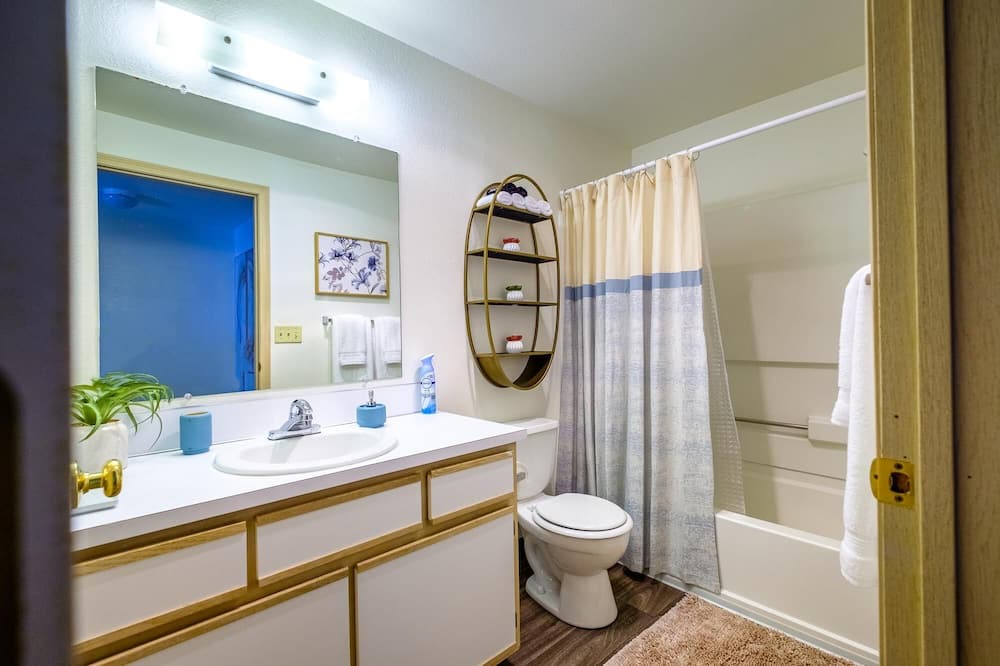 Photo of Bathroom in Salem