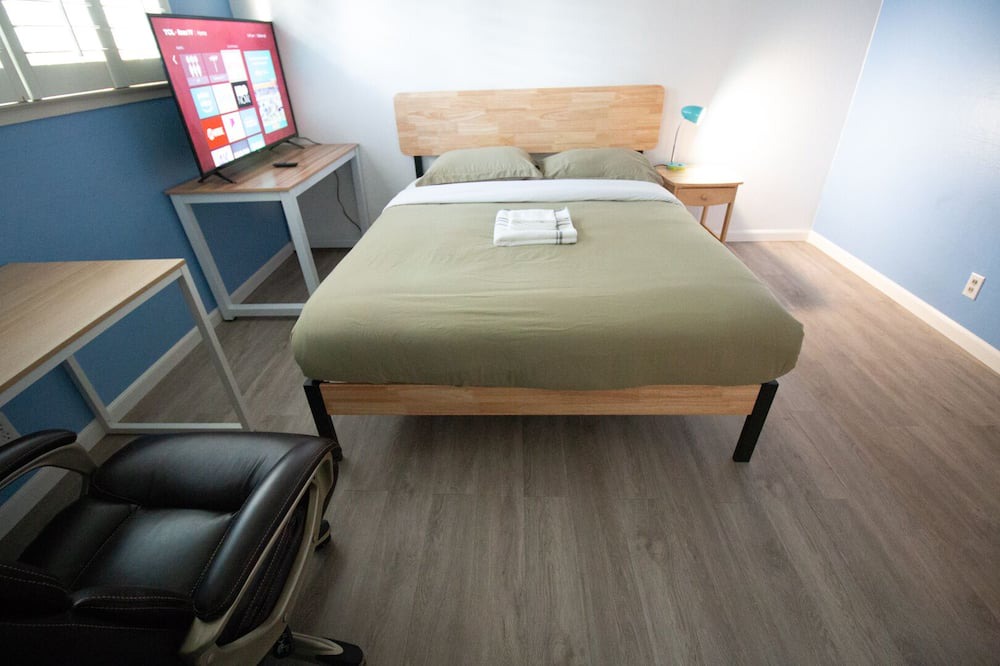 Photo of Bedroom in Almaden