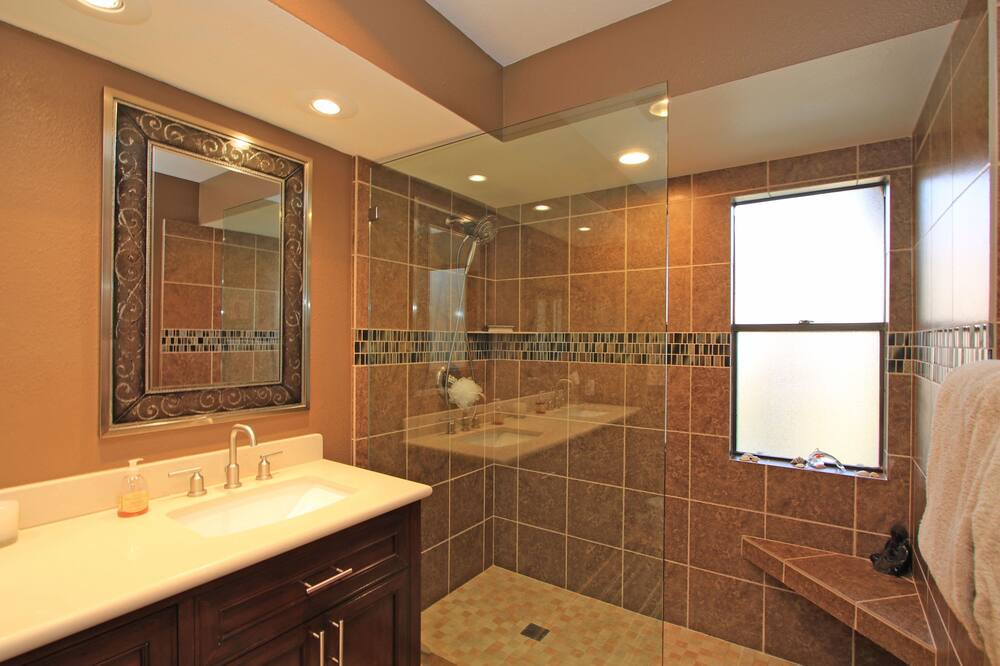 Photo of Bathroom in Indian Wells