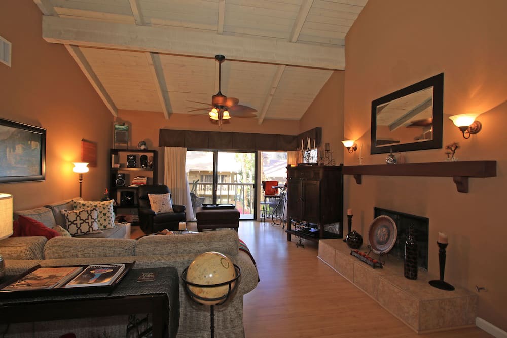 Photo of Bedroom in Indian Wells
