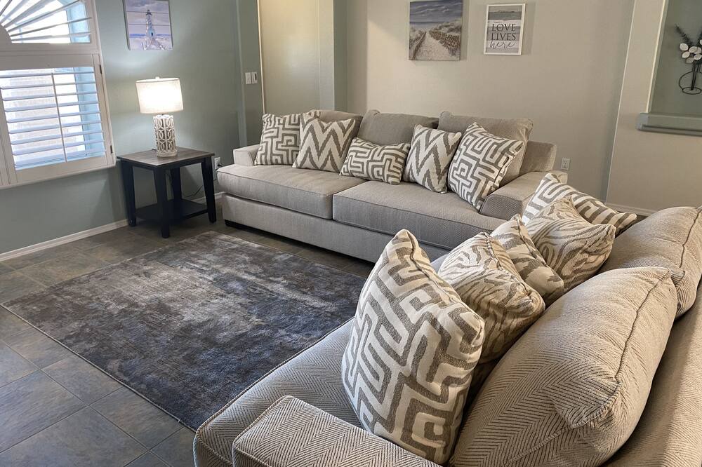 Photo of Livingroom in Lake Havasu City