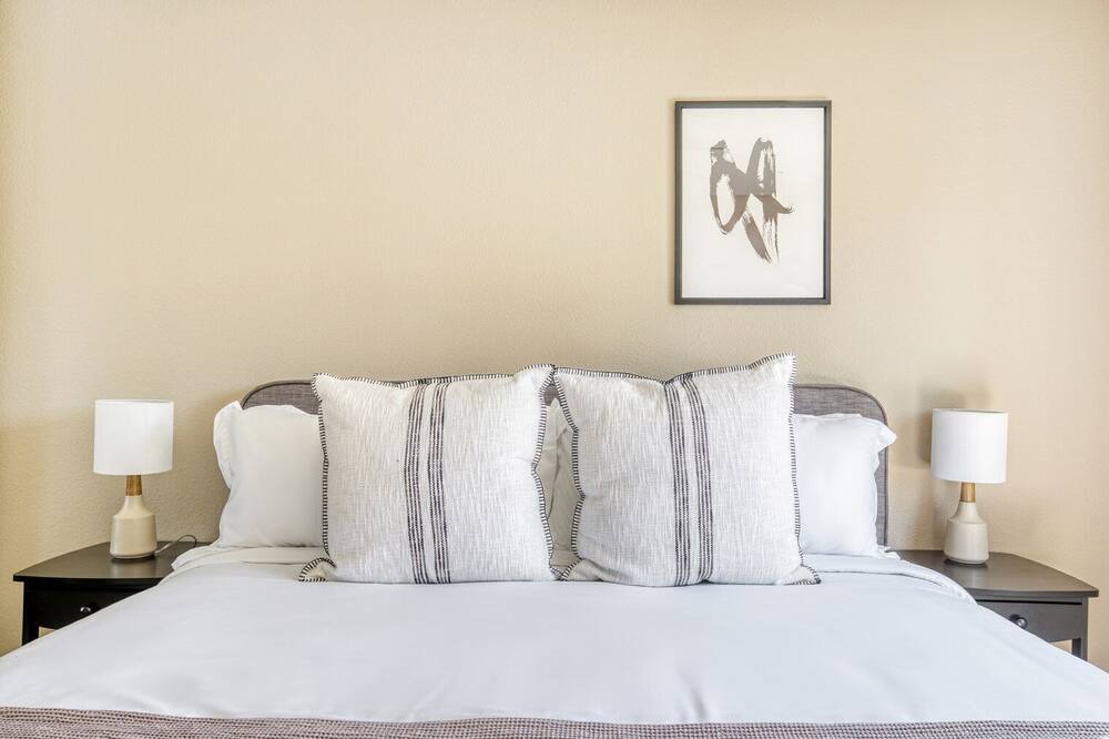 Photo of Bedroom in Santa Clara