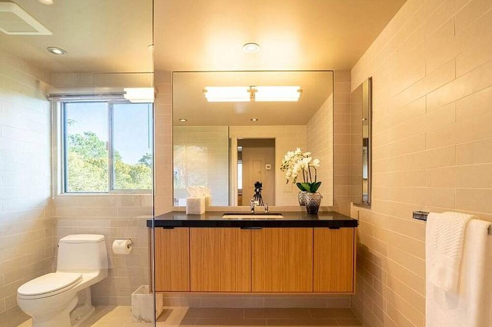 Photo of Bathroom in Rancho Rio Vista