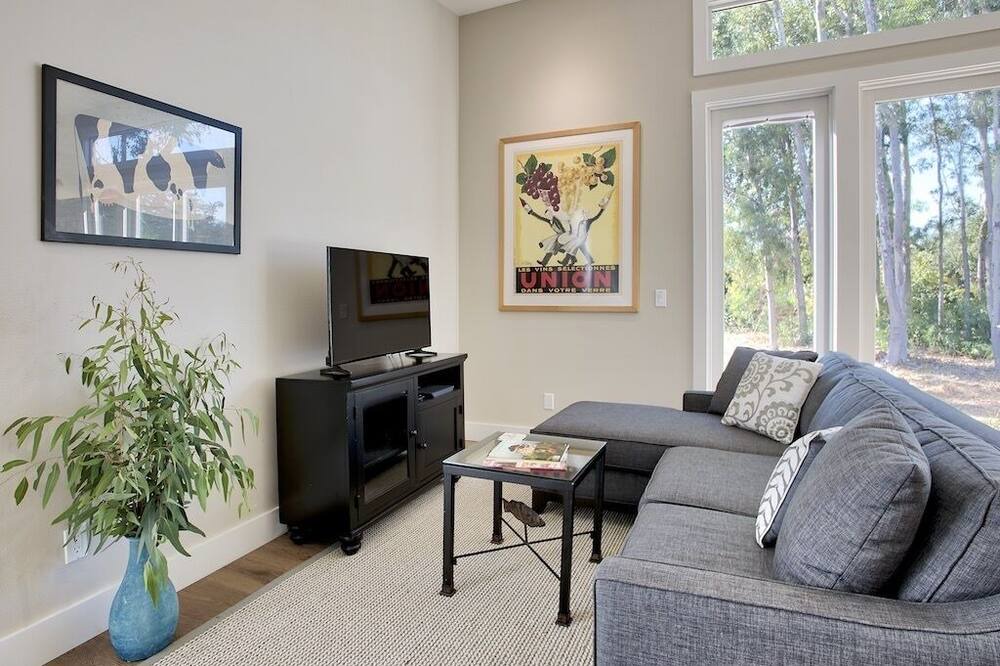 Photo of Livingroom in Sonoma