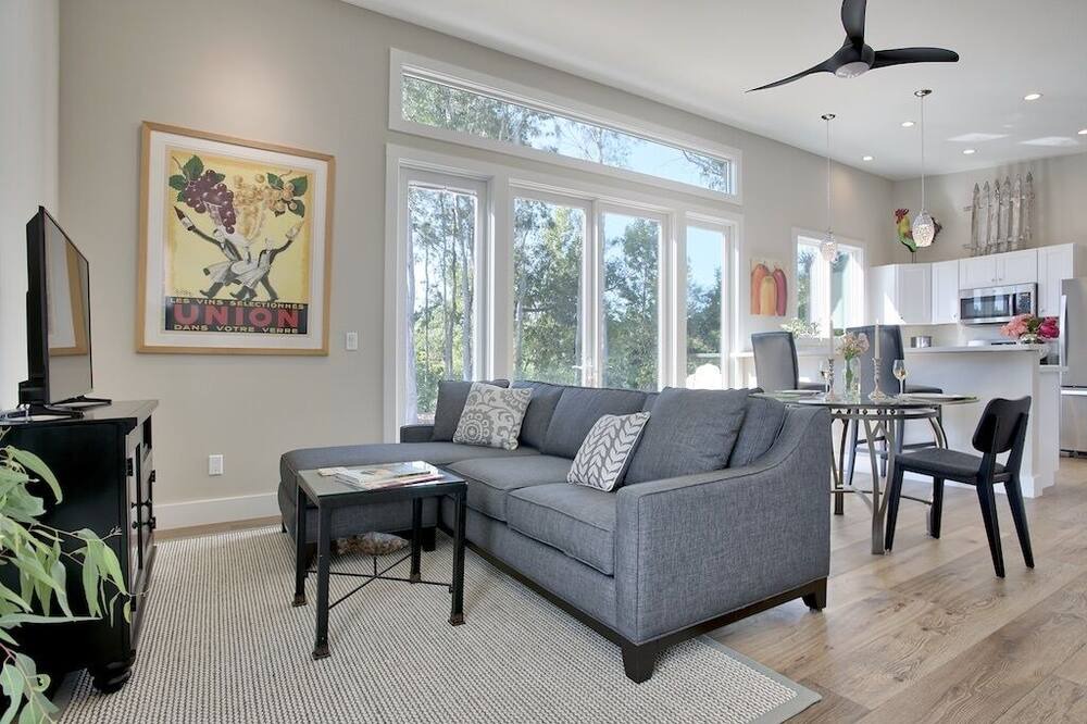 Photo of Livingroom in Sonoma