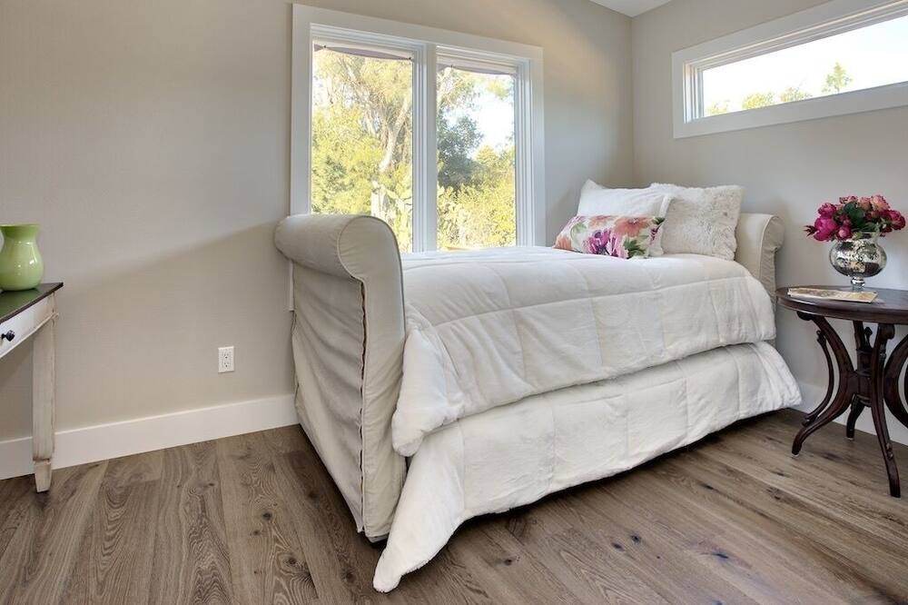 Photo of Bedroom in Sonoma
