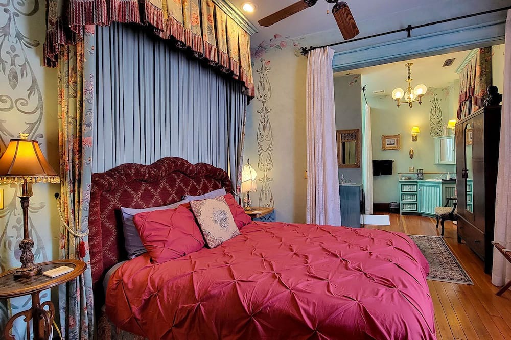 Photo of Bedroom in Historic Railroad District