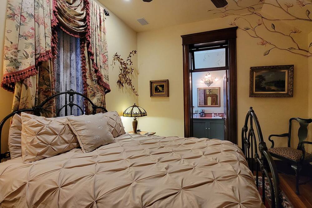 Photo of Bedroom in Historic Railroad District