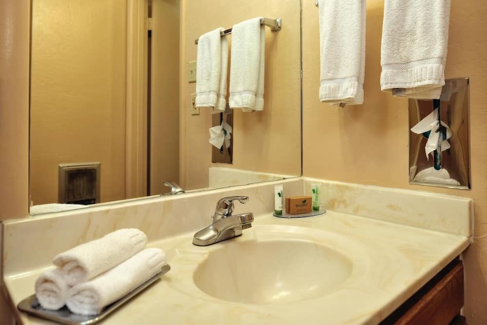 Photo of Bathroom in Kohls Ranch