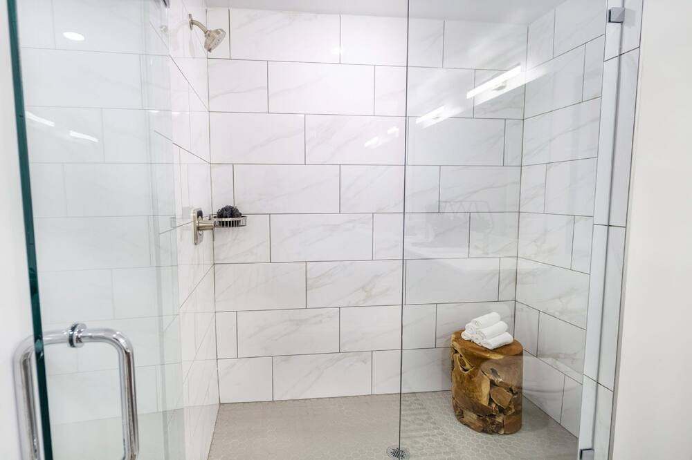 Photo of Bathroom in Tahoe Valley