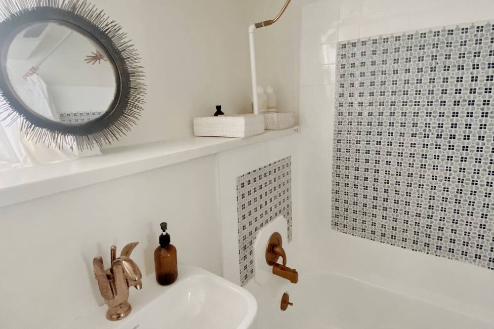 Photo of Bathroom in Sausalito
