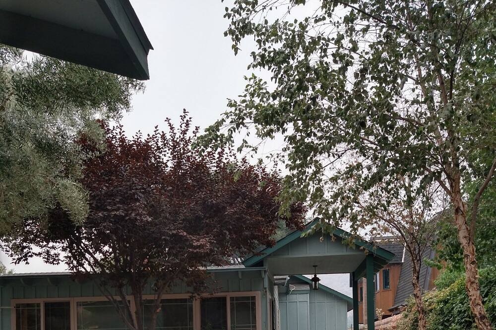 Photo of Outdoor in Kernville