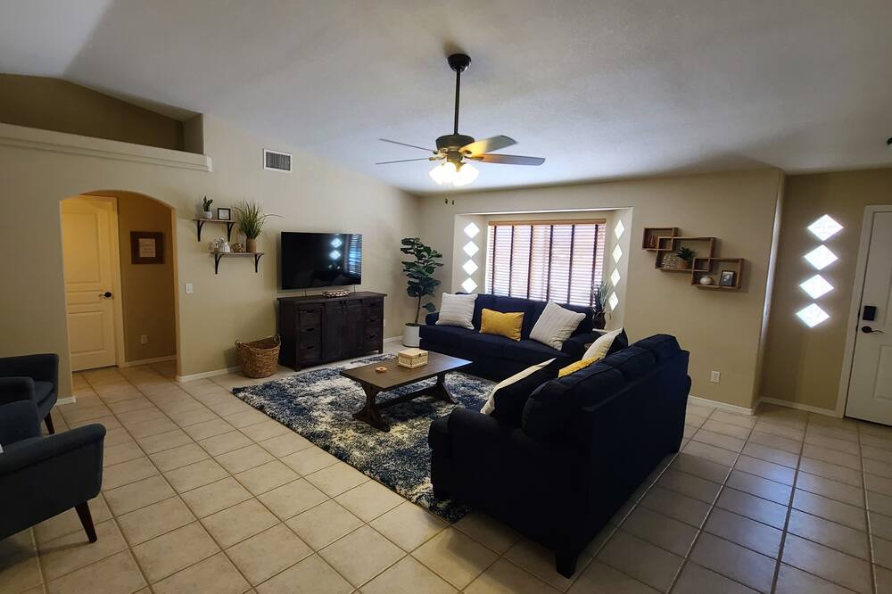 Photo of Livingroom in Lake Havasu City