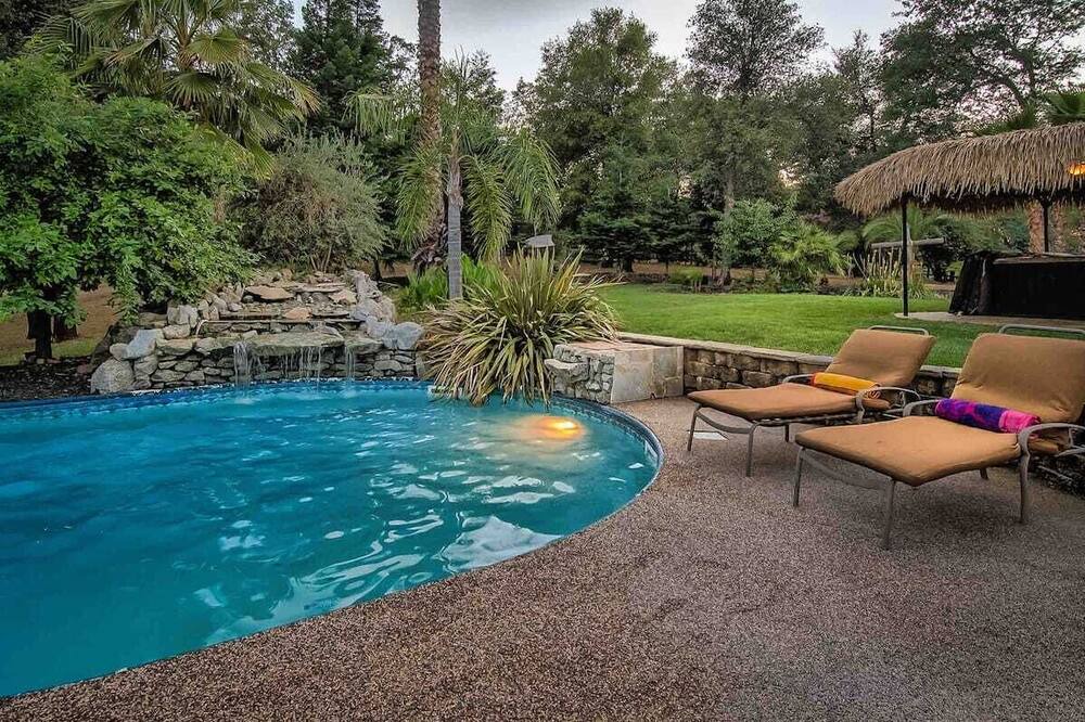 Photo of Outdoor in Redding