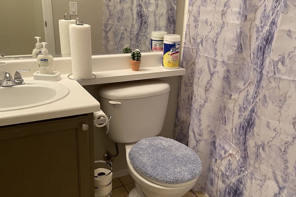 Photo of Bathroom in Rhodes Ranch