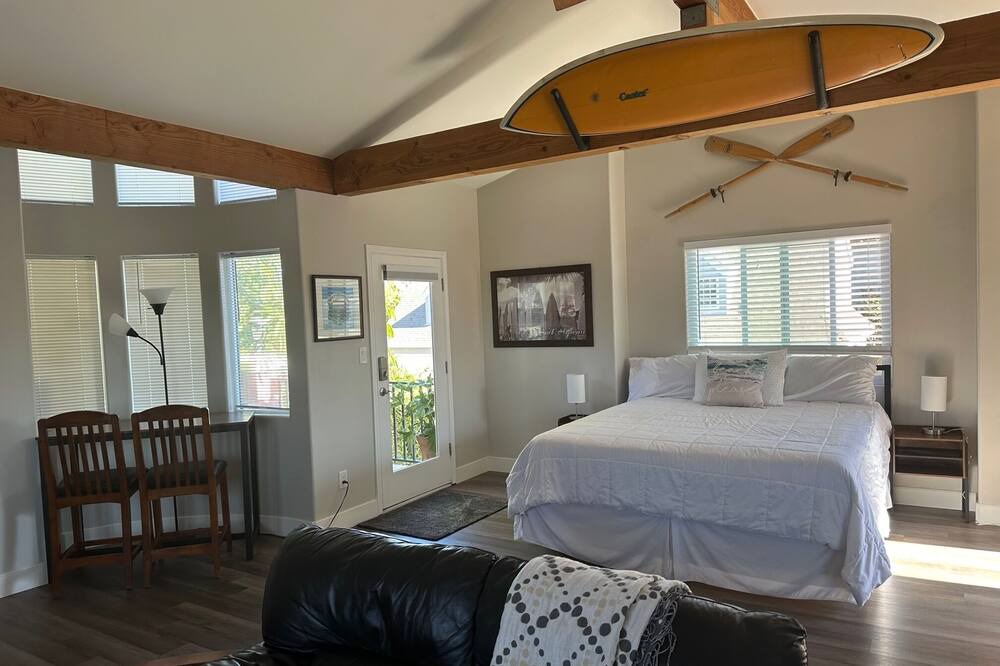 Photo of Bedroom in Leucadia