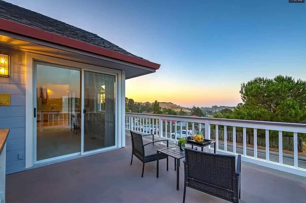 Photo of Patio Balcony in El Sobrante
