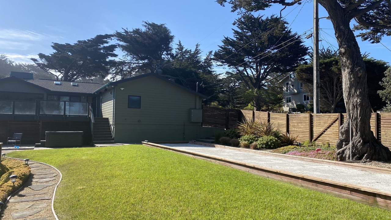 Photo of Outdoor in Montara