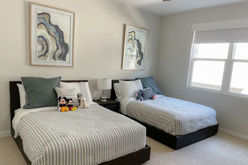 Photo of Bedroom in Serra Mesa