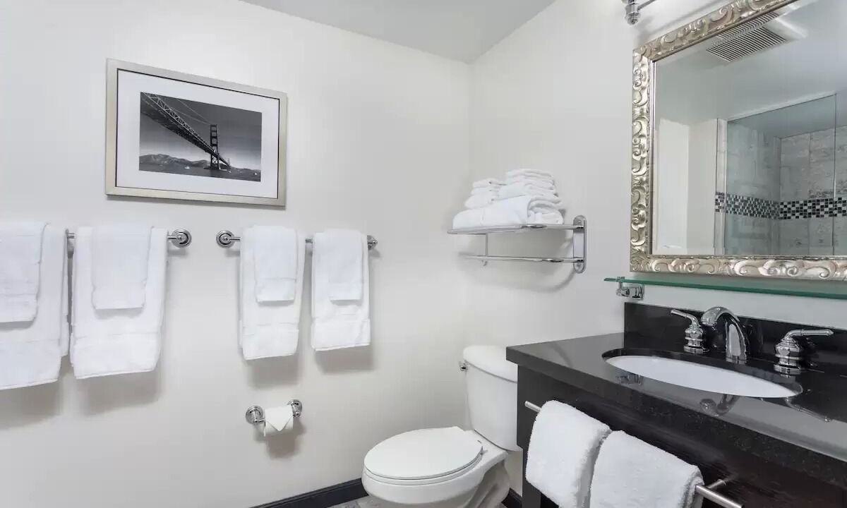 Photo of Bathroom in Lower Nob Hill