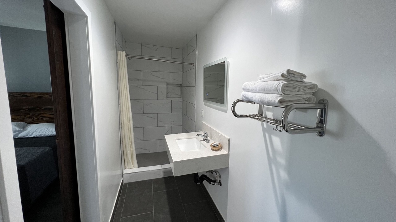 Photo of Bedroom in Bell Gardens