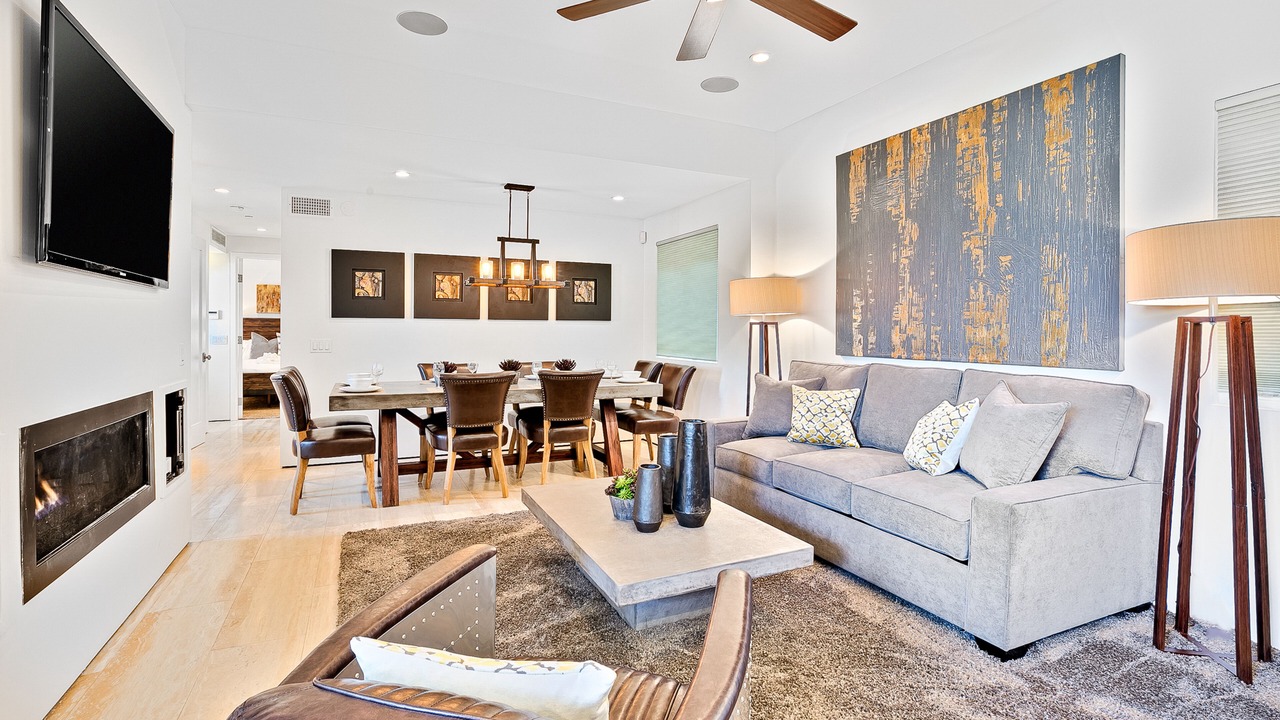 Photo of Livingroom in West Newport