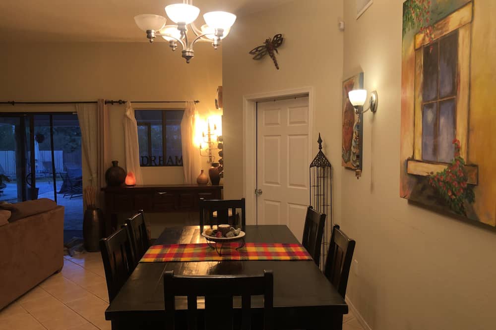 Photo of Kitchen in Surprise