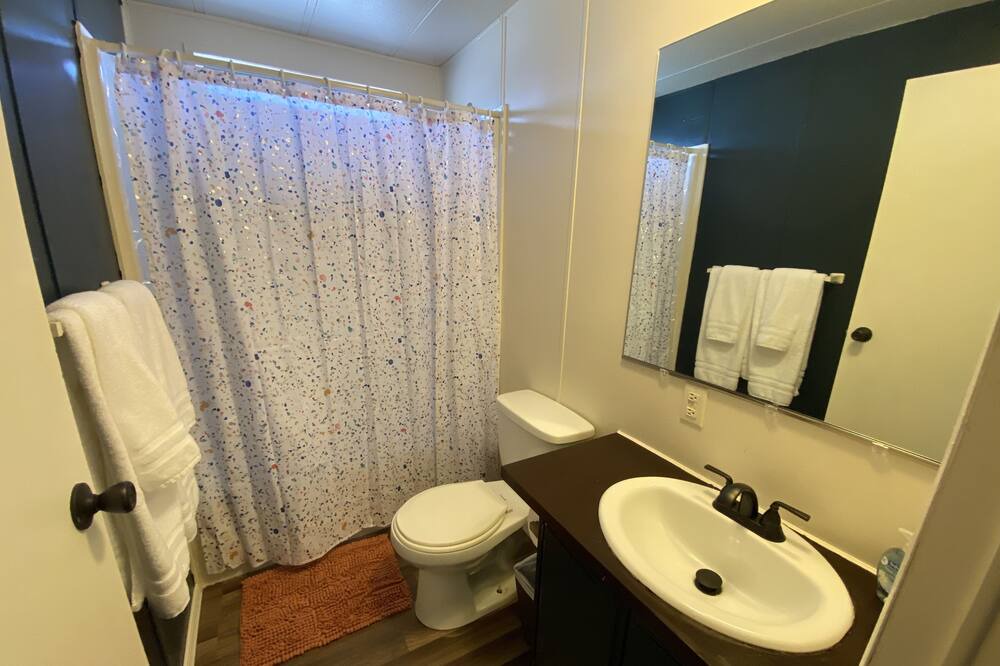 Photo of Bathroom in Holiday Shores
