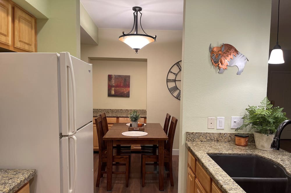 Photo of Kitchen in Surprise