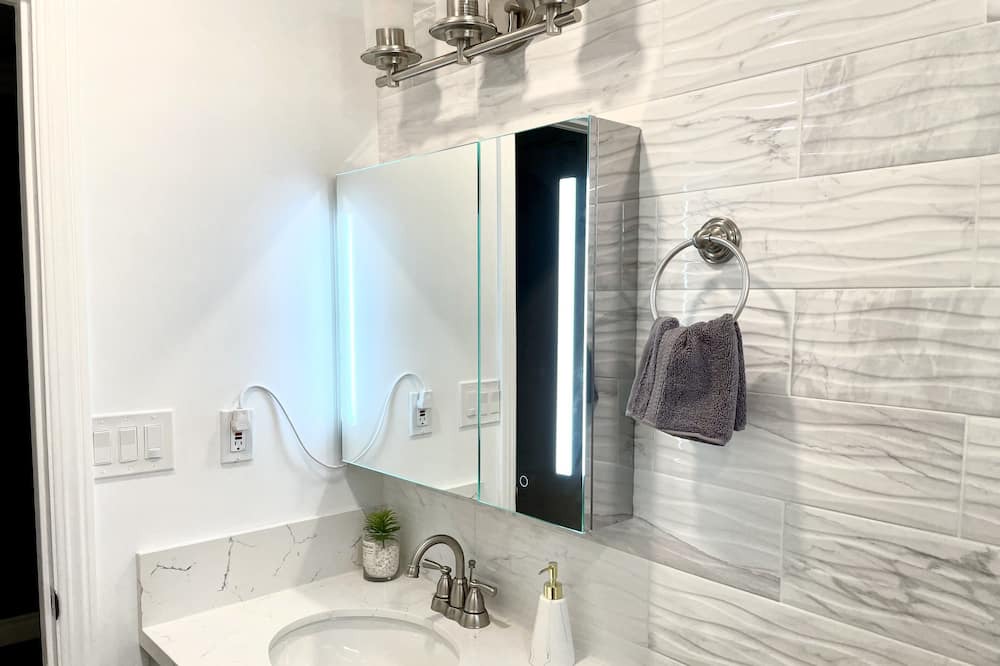 Photo of Bathroom in Temple City