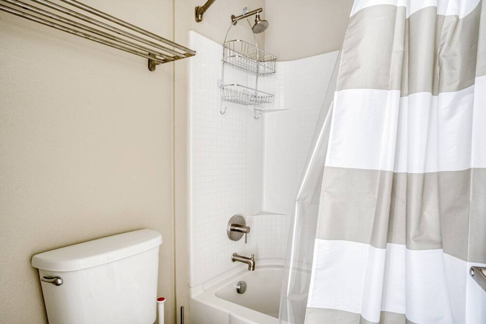 Photo of Bathroom in East San Mateo