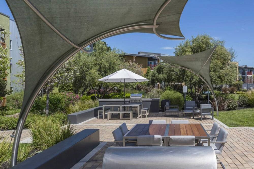 Photo of Patio Balcony in East San Mateo
